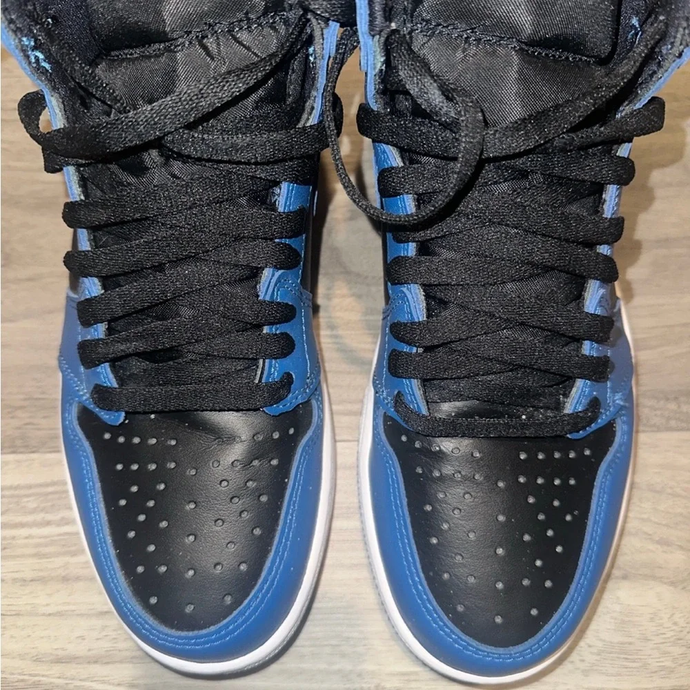 Air Jordan Retro High Sneaker